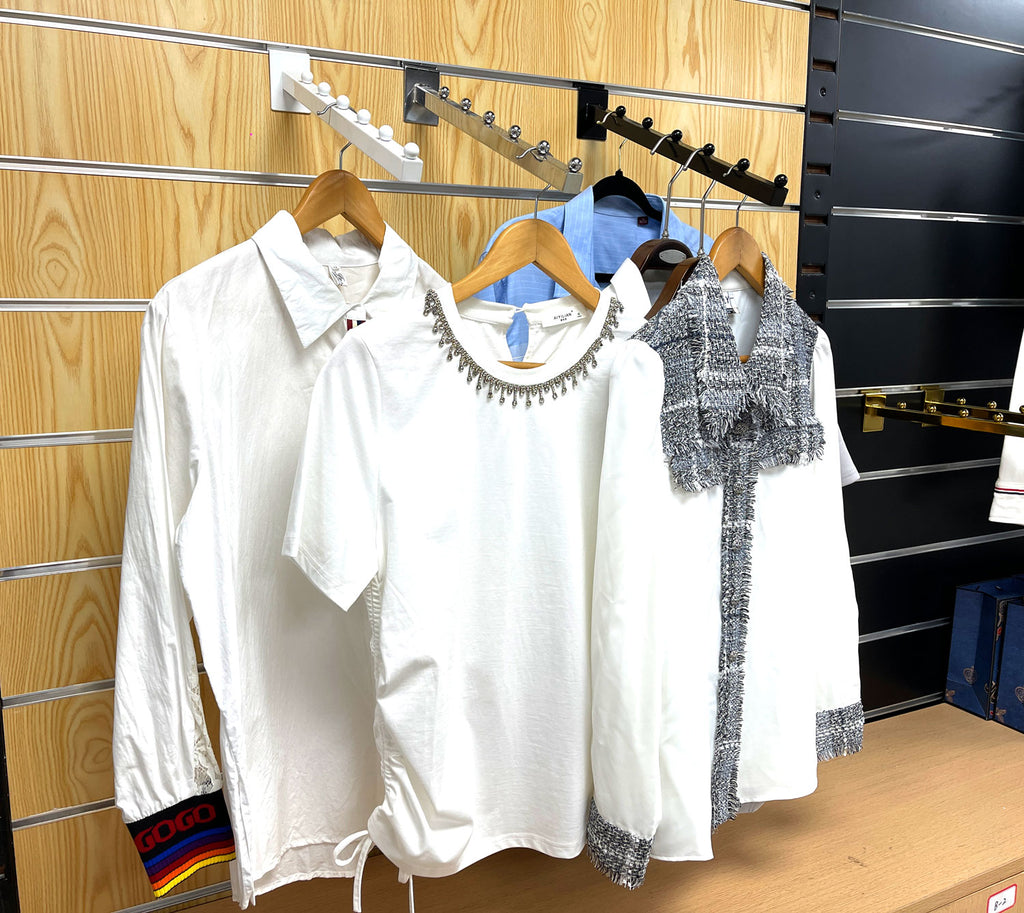 Slatwall Faceout clothing